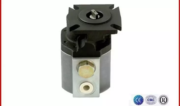 Bronco Hydraulikpumpe 77-13000 - Reservedele til maskiner - 77-13000-14 - 1