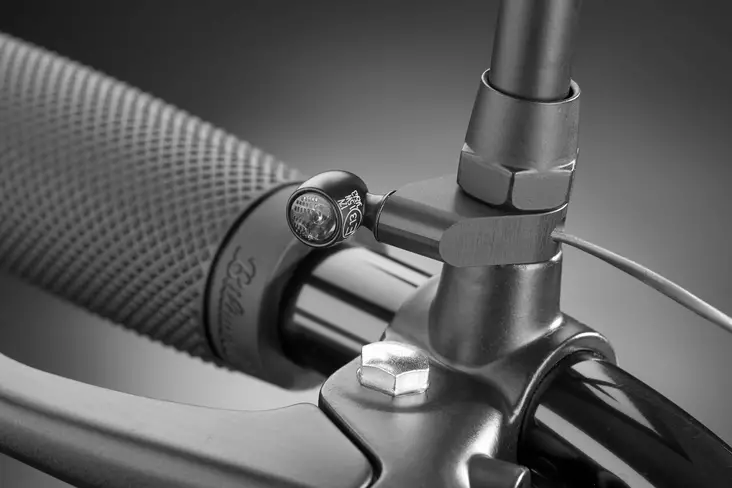 Kellermann Variabel monteringsadapter sort - Motorcykellygter - 152-152735 - 1